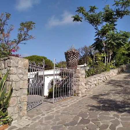 Beautiful Bilo For 2 Or 3 Pax Closed To The Innamorata Apartamento *